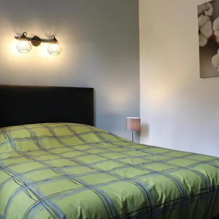 Charmante Maison De Plain-pied Avec Cour Privee, Proche De Verteuil-sur-charente, Wifi, Plancha, Parking - Fr-1-653-106 * Verteuil-sur-Charente