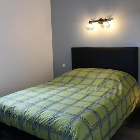 Charmante Maison De Plain-pied Avec Cour Privee, Proche De Verteuil-sur-charente, Wifi, Plancha, Parking - Fr-1-653-106 Holiday home *
